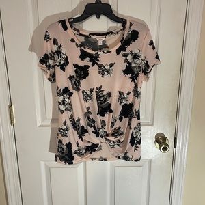 Candies brand size medium. Dress shirt